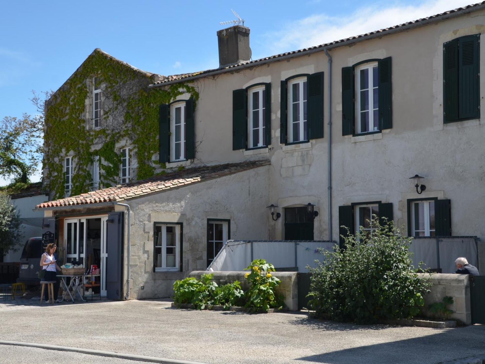 Bed and Breakfast Le Mole La Flotte Exterior foto