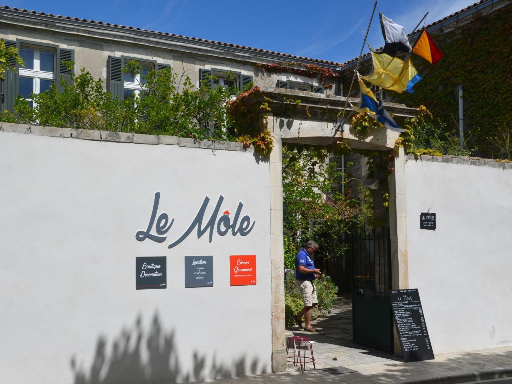 Bed and Breakfast Le Mole La Flotte Exterior foto